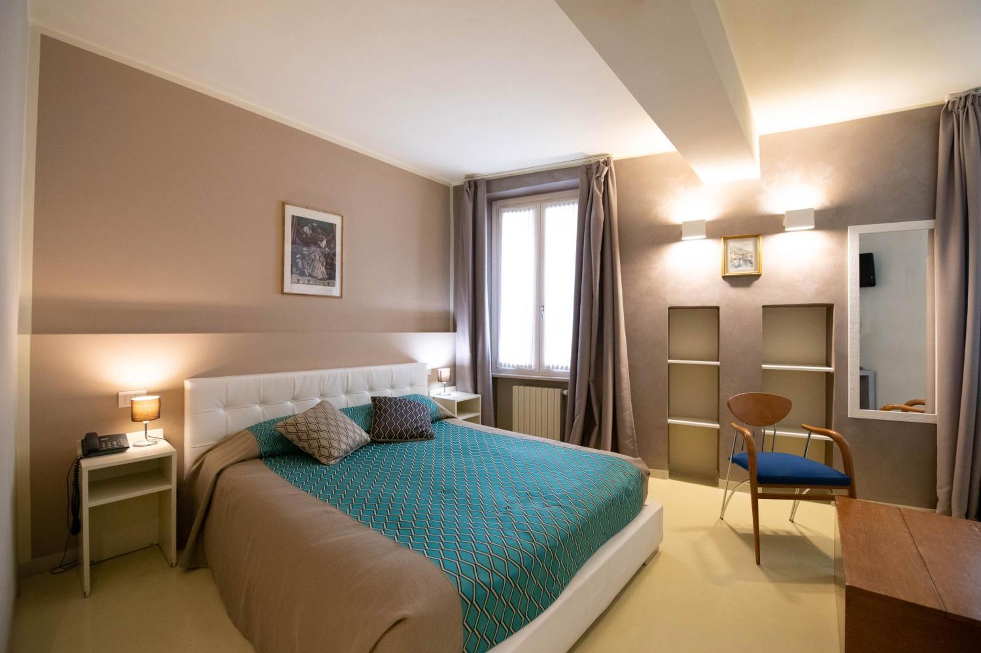 Alessi Hotel Trattoria ديسينسانو ديل غاردا المظهر الخارجي الصورة