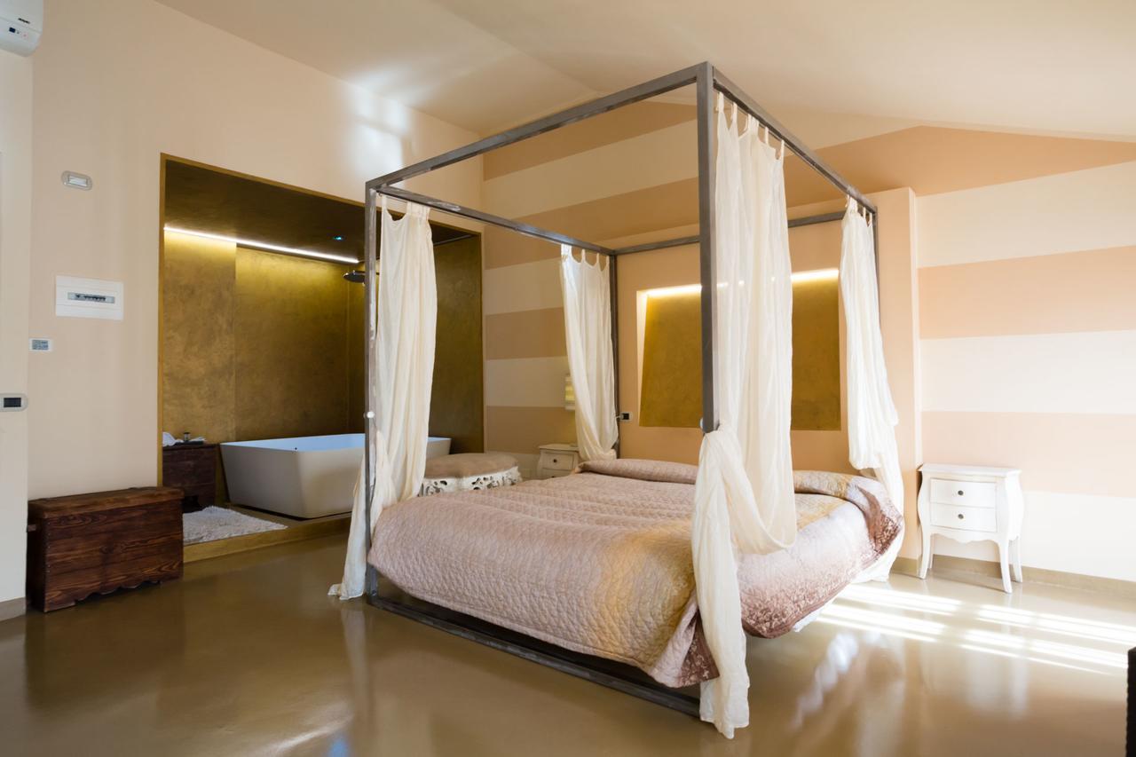 Alessi Hotel Trattoria ديسينسانو ديل غاردا المظهر الخارجي الصورة